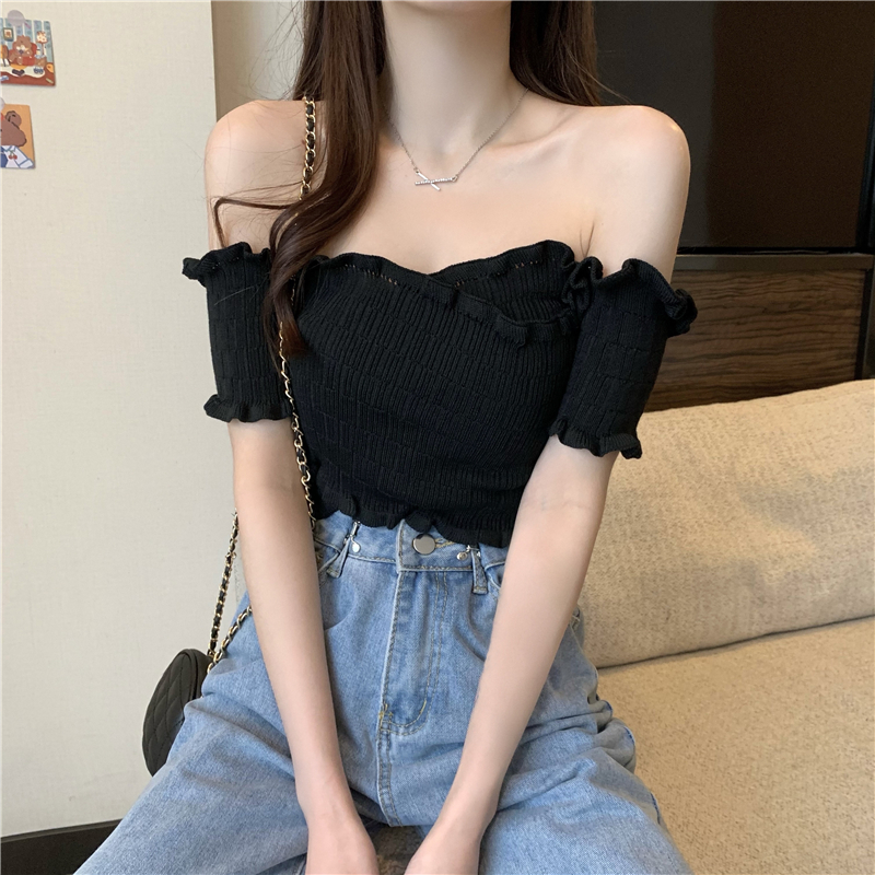 露肩一字肩上衣女生露脐装女式夏季穿的气质款辣妹短款针织t恤半截