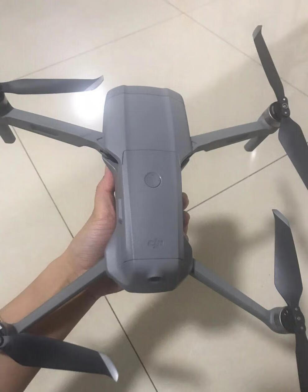 二手大疆无人机 御mavic air2高清2s 婚庆 旅游航拍标配畅飞套装 air2