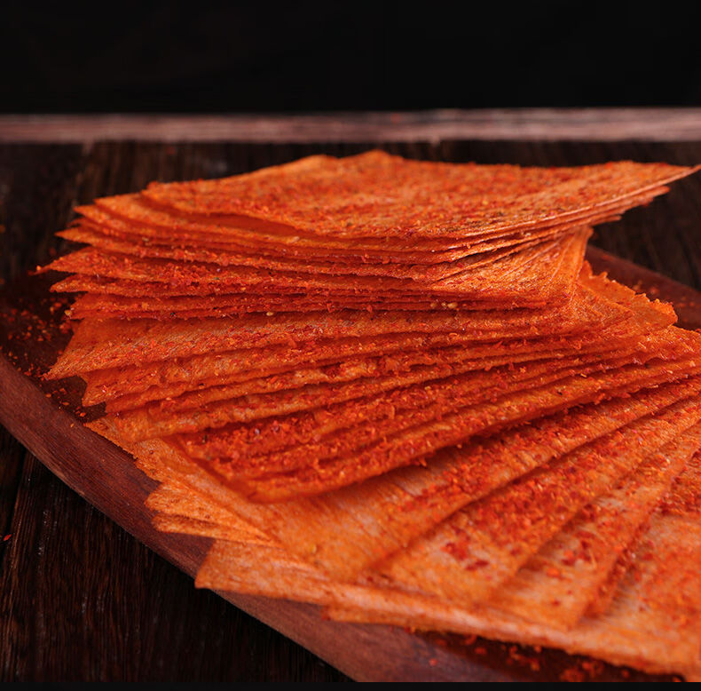 手撕大辣片网红辣条湖南特产麻辣片8090后儿时怀旧零食小吃批发无穷片