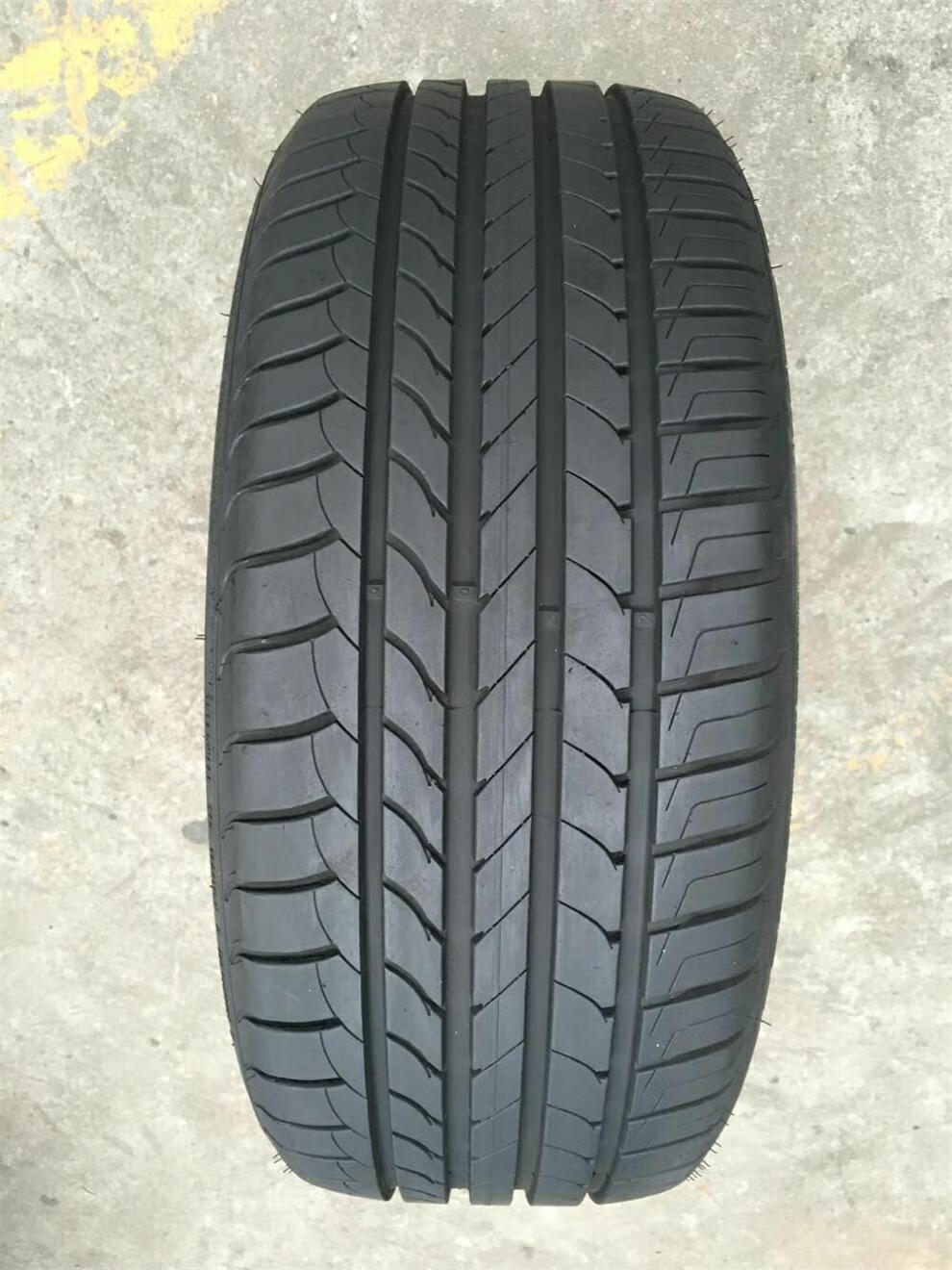 固特异轮胎205 215 225 235 245255/40 45 5055r1601718 19 205/55r16