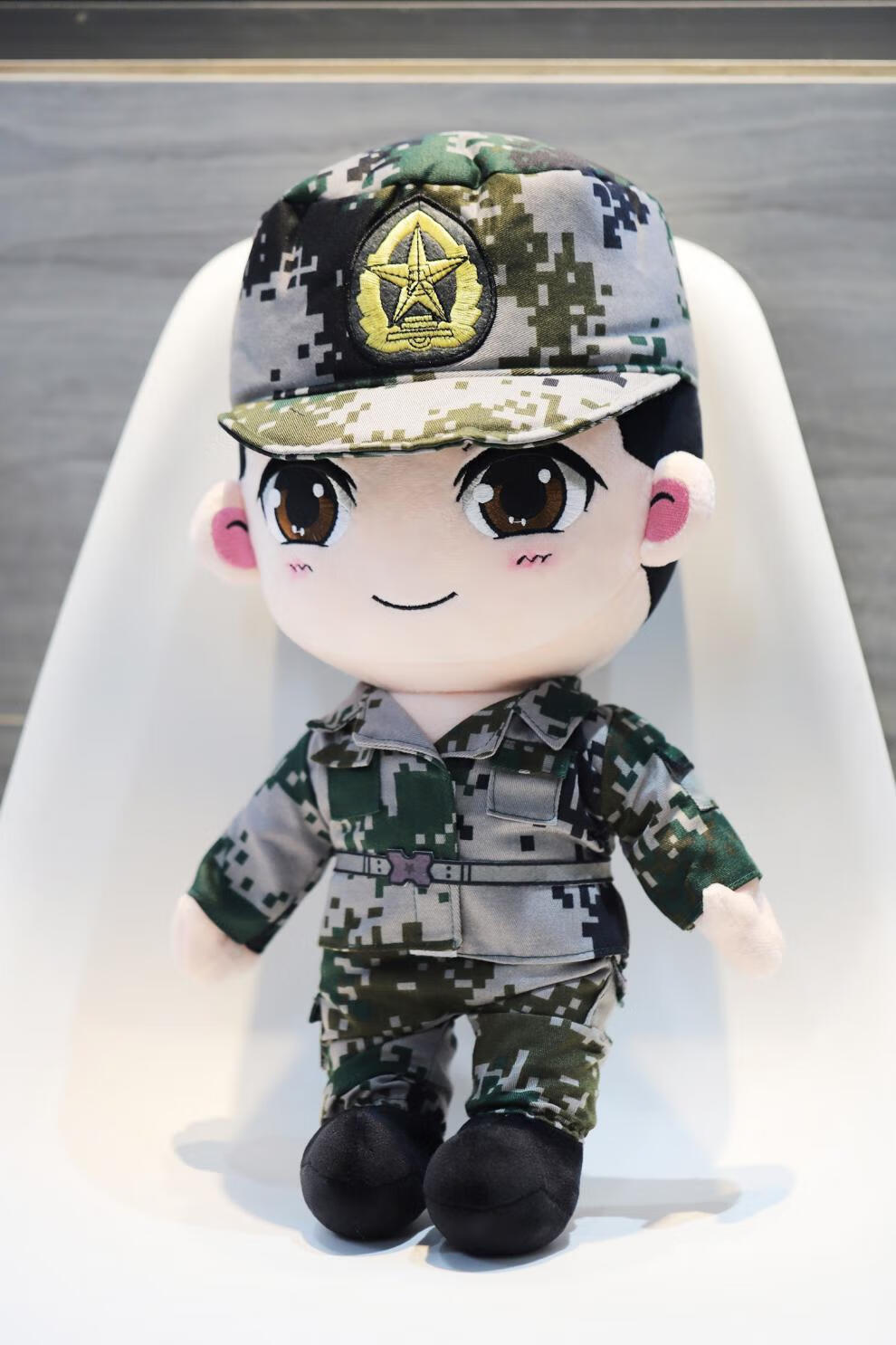 摆件军人同款七夕军恋情人节礼物女友军嫂公仔陆海空军兵哥哥布娃娃