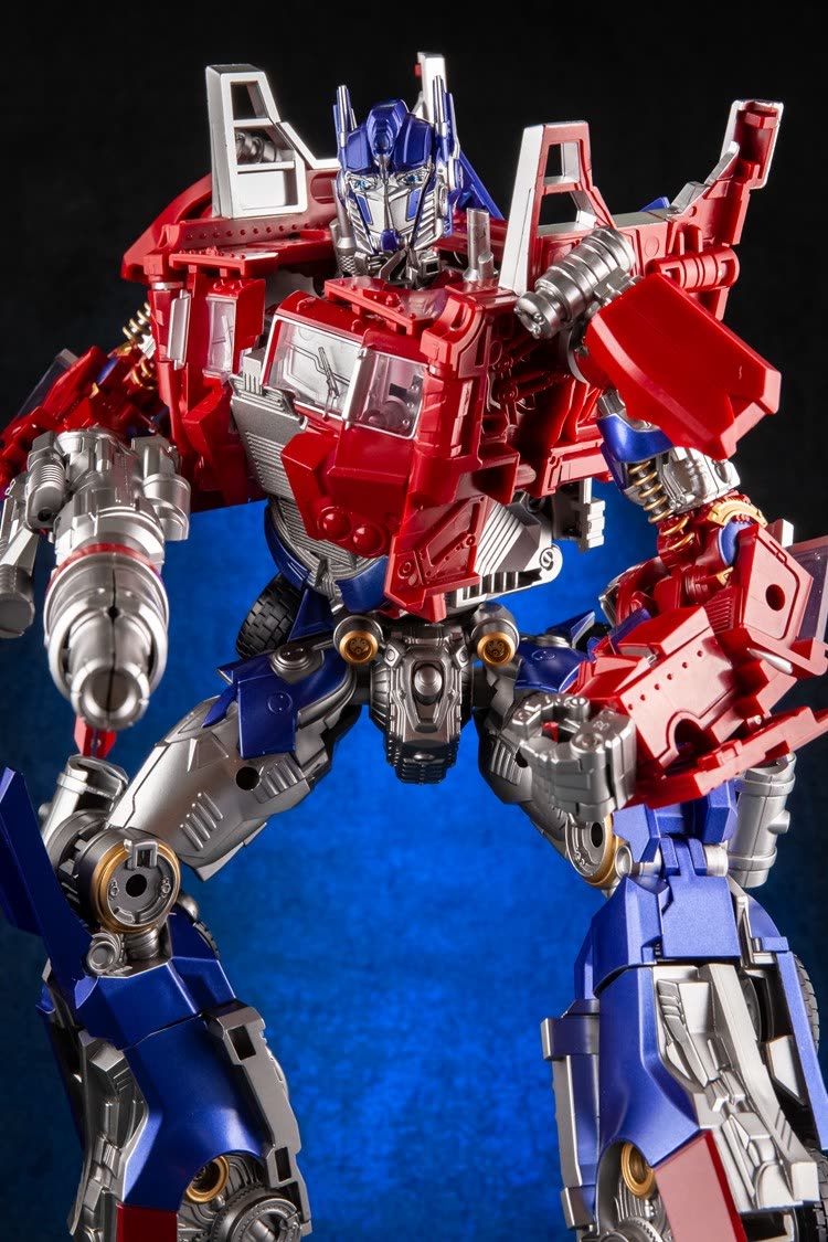 泰霸合金变形玩具金刚大擎天之柱红黄蜂蜘蛛变形汽车人17厘米飞机威