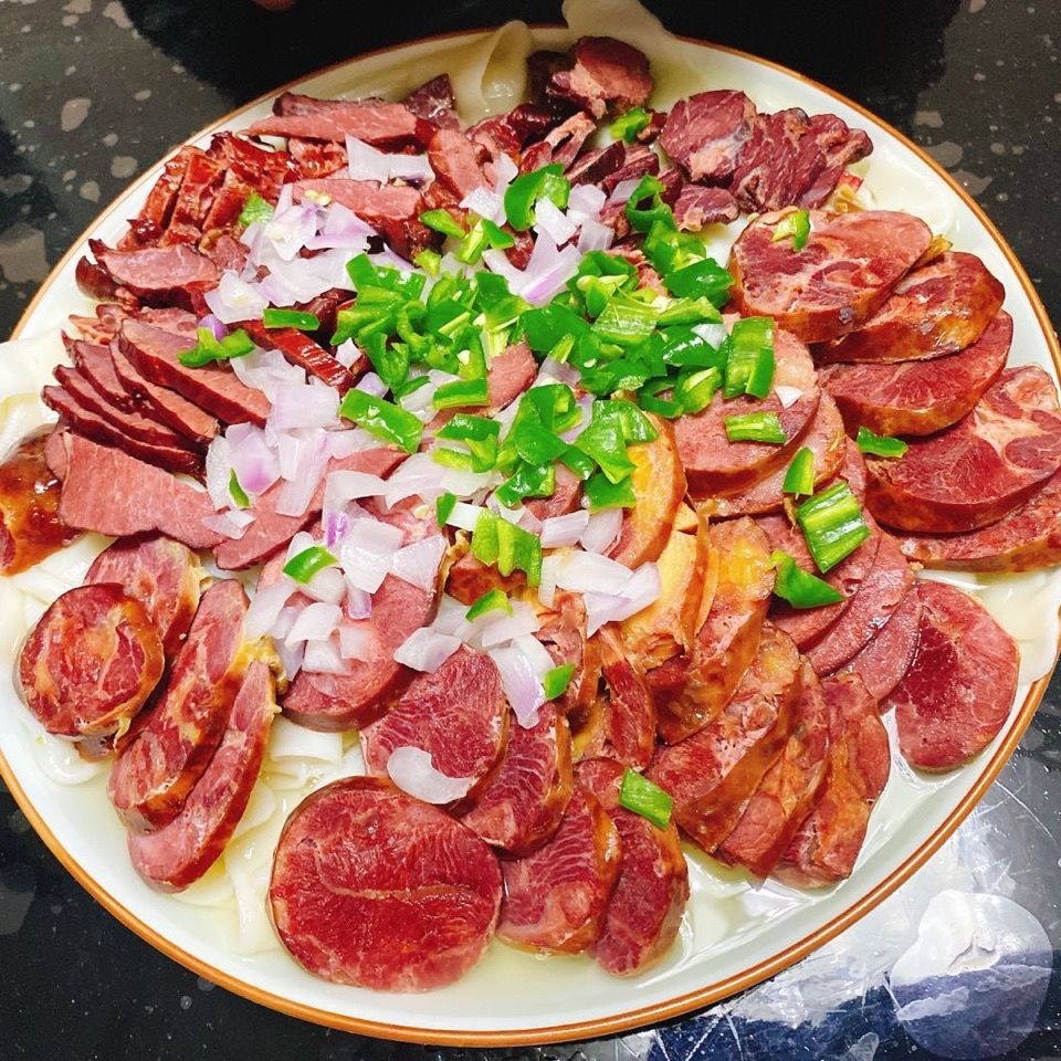 马肉 熏马肉熏马肠大块肉哈萨克地方特色特产美食两斤弭黎 牧人宴熏