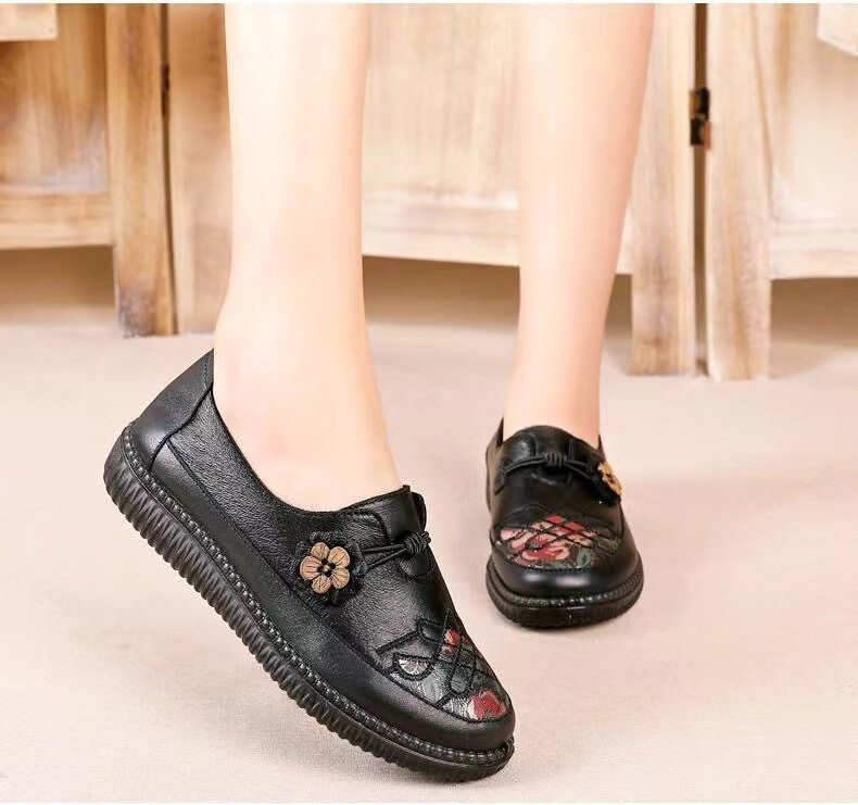 老太太鞋女奶奶鞋春秋新款软底防滑轻便妈妈鞋透气舒适老太太鞋黑色35