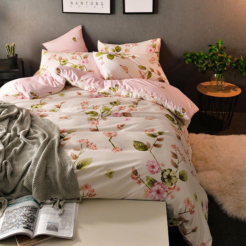 品牌家纺四件套可爱粉色心形图案床上用品