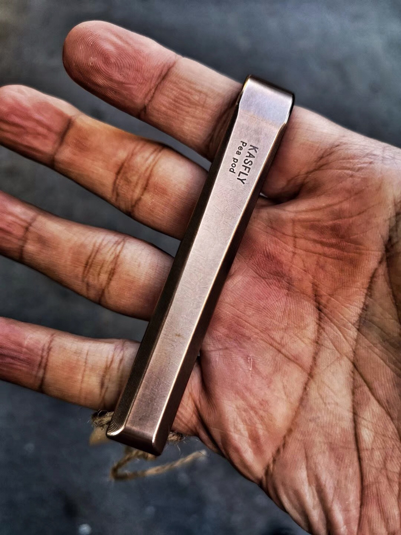 【镇店爆款】kasfly凯撒豌豆荚四指钛合金青铜指虎指扣防身装备便携