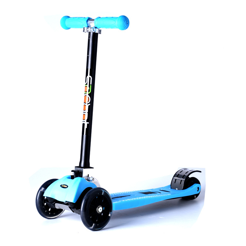 轮滑滑板儿童滑板车三轮宝宝踏板车可折叠闪光套装滑板轮滑滑板轮滑