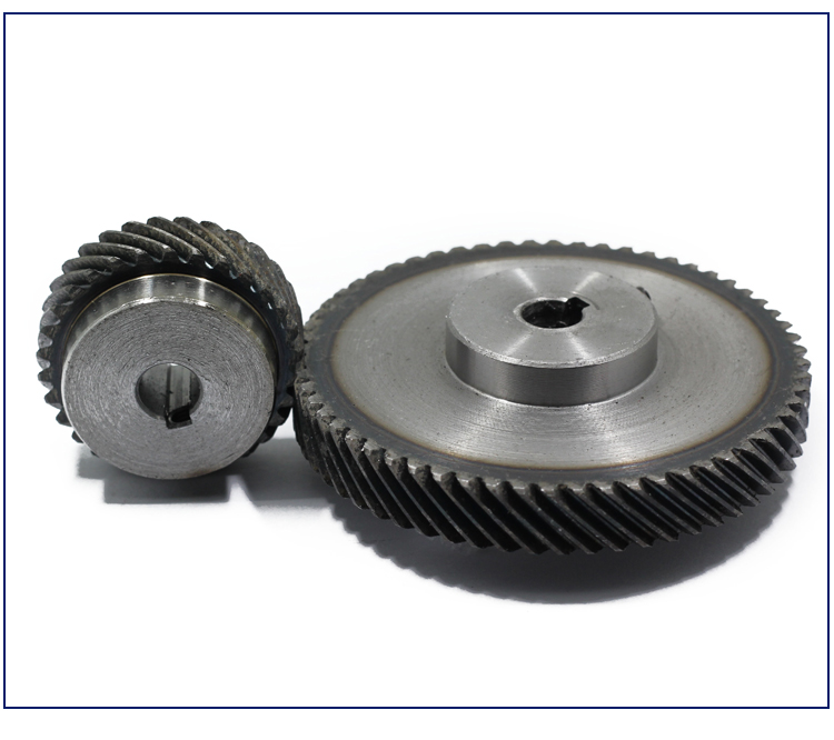 定制45度斜齿轮1模至3模15齿至60齿45钢淬火现货超大扭矩可代替伞齿轮