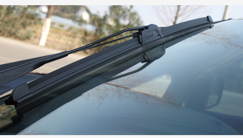 吉利汽车雨刮器一对 吉利汽车无骨雨刷片刮雨器 帝豪gs