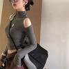 Zhou Xin's design high-necked bottoming shirt for women in spring and autumn with a high-end feel, a slim-fitting off-shoulder top, a fashionable long-sleeved T-shirt, burgundy S