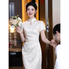 She plays the new Chinese style champagne color daily all-inclusive cheongsam toast dress bridal dress certificate registration female engagement dress champagne color M