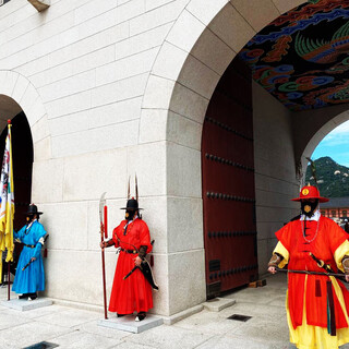 Jeju island, south korea 5 days and 4 nights semi-self-guided tour + visa-free + 1 day of free activities + wuhuatel hotel + seongsan ilchulbong + teddy bear museum + seongeup folk village 5-day tour