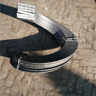 Shaftless auger spiral blade left-hand right-hand material carbon steel manganese steel stainless steel wear-resistant 300*76*300*5 complete carbon steel