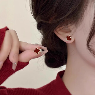 Mansheng red four-leaf clover earrings women's light luxury high-end temperament earrings 2025 new hot style ear bone nails as a gift for your girlfriend red four-leaf clover earrings