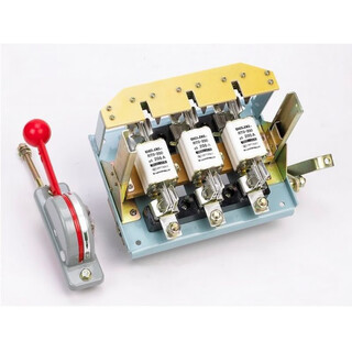 Fused isolation switch knife switch -200/400/600/34/32 knife switch hr3-600/32bx front central lever transmission structure rear