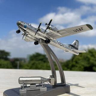 World war ii aircraft model alloy b-29 bomber american b29 simulation static military model ornaments 1 300