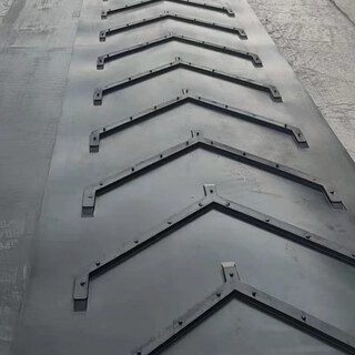 Ben xinnong customized convex conveyor belt rubber herringbone pattern wear-resistant transmission belt climbing conveyor heat-resistant mine special belt convex 10 mm 1200
