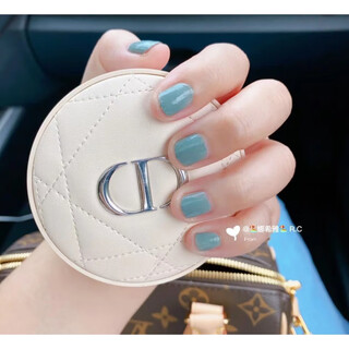 Chanel/nail polish 125/129/739/135/735/131/951/941/157 top coat new 131