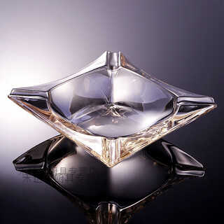 Creative european modern thickened crystal glass large ashtray fashionable personality living room office ashtray decoration square gold 16.7cm