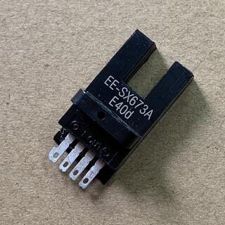 U-slot photoelektrischer Schaltungsbegrenzungssensor EE-SX670/671R/672P/673/674A/75 Sensor EE-SX673A NPN-Typ Steuerelement Negatives Sensor Altes Modell