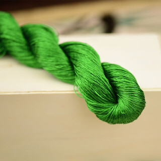 Other embroidery craftsmen no. 01 su embroidery thread silk thread mulberry silk thread tools materials embroidery hunan embroidery real embroidery thread spring breeze blows willow green embroidery thread no. 5 5 small