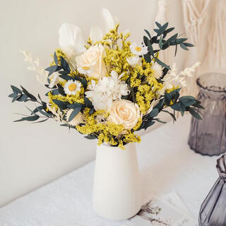 Everlasting rose eucalyptus dried flower bouquet internet celebrity ornaments real flower gypsophila hydrangea crystal grass home decoration yellow rose crystal bouquet round white bottle dry branches