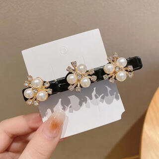 Kuban pig small fragrant braided hair clip bangs clip forehead broken hair arrangement artifact snap button hair clip for women imitation pearl flower one