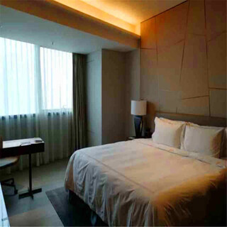 Clearwater bay vipers hotel pool king room 2 nights + breakfast + afternoon tea pool king room 2 nights + breakfast + afternoon tea