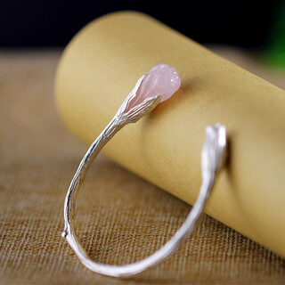 Red shadow handmade 990 inlaid natural hetian white magnolia open bracelet bracelet for women as a birthday gift 990 pure silver rose quartz bracelet (excluding certificate)