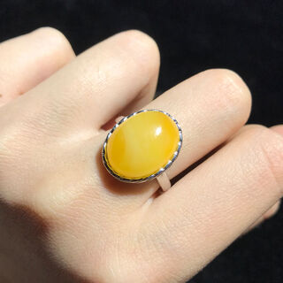 Shiqian natural raw mineral beeswax egg ring russian chicken fat yellow dense amber blue amber ring live mouth women's and men's style four ring face about 16x12mm
