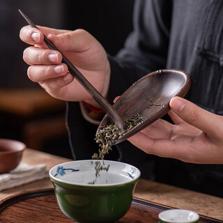 Huo yi black sandalwood tea three-piece set appreciating tea lotus solid wood tea ceremony six gentlemen accessories tea spoon tea clamp tea dividing tools qingfeng-ebony tea two-piece set