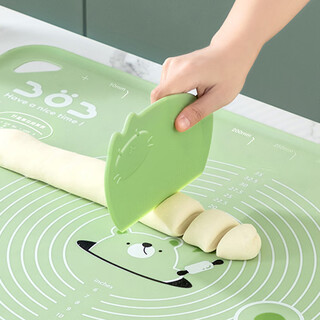 Feiyiya noodle cutter household noodle roll scraper food grade silicone scraper baking tool kneading pad scraper special knife huobao green-food grade pp material