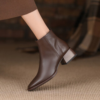 Belle tread series brand broken genuine leather short boots women's medium heel 2025 new autumn and winter plus velvet french and naked boots thick brown single liner 36