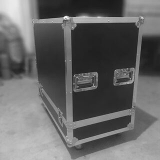 Dual 15-inch single 15-inch audio flight case cabinet custom-made stage shock-proof aluminum alloy equipment storage box single 15-inch non-opening small door installed in two, customized according to size