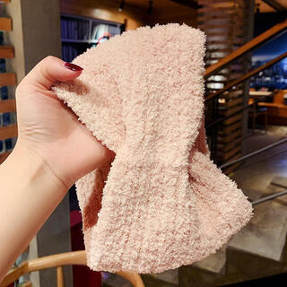 Sangji confinement hat, scarf and headband for women, postpartum windproof head, knitted wide-brimmed autumn and winter outdoor woolen headband, pink