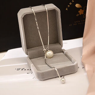 Aopiao high-end elegant fashion ins elegant long necklace autumn and winter sweater chain pendant