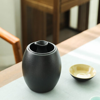 Qixinbian japanese-style household half jin jin is equal to 0.5 kg ceramic wine warmer hot wine pot sake rice wine warmer white wine cup set small wine cup large wine vessel 175ml