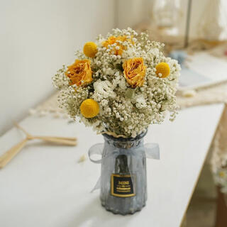 Aiman gypsophila roses and daisies dried flower bouquet yunnan natural dried real flowers forget-me-not 520 holiday gift for girls yellow roses and gypsophila + gray bottle