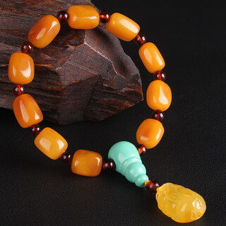 Minol boutique chicken fat yellow beeswax full wax diy bracelet. with beeswax pixiu weighs 13.45 grams