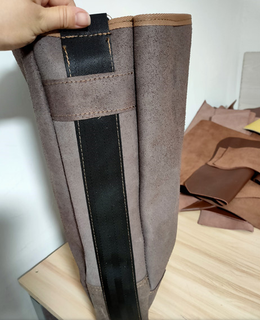 Yichen custom-made diagonal cowhide large capacity strong wear-resistant thickened electrician woodworking bag men's tool bag bag size bag size