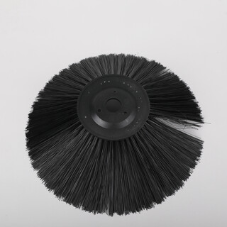 A set of yangzi sweeper s12 consumables includes 4 side brushes and 1 main brush