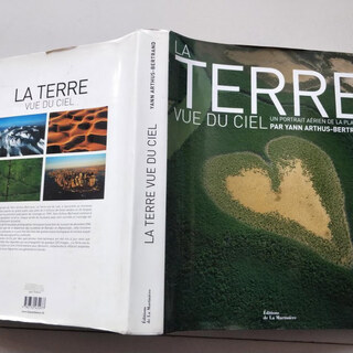 【绝版旧书】LA TERRE VUE CIEL