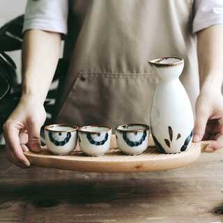 Fully suitable japanese hand-painted ceramic sake set, household white wine, rice wine, shochu cup, wine divider, restaurant, one pot, four cups