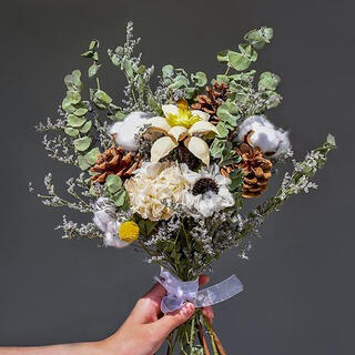 Aiman dried flowers immortal flower decorative ornaments cotton real flowers small fresh eucalyptus leaves daisies pine cones living room bedroom flower arrangement wealth flower + snow lotus + immortal off-white hydrangea dried flower bag