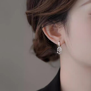 Qi xiaomi 999 pure silver safe lock earrings for women 2025 new style earrings, high-end earrings, light luxury niche trendy earrings xiangyun safe lock earrings 999 pure silver