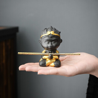 Yuxuan handmade purple sand tea pet with personality, can raise creative trumpet, monkey king, tea, fish tank, bonsai ornaments