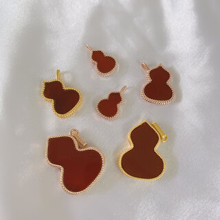 Chihuan 18k gold red agate gourd pendant color gold rose gold gold pendant clavicle chain set chain gift for women 18k gold rose gold (with 18k gold chain) large gourd (red agate)