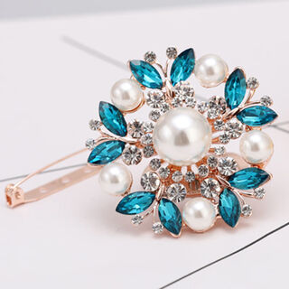 Mays will silk scarf button, versatile dual-purpose corner knotted button brooch, women's clothing accessories, star holding moon clip