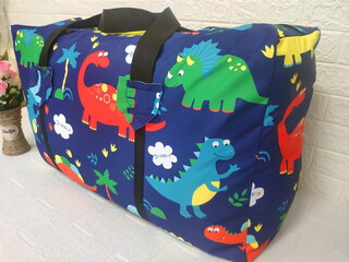 Sailotou kindergarten quilt storage bag waterproof children's special woven quilt bag large capacity moving student luggage bag 60*38*20cm spring and summer kindergarten quilt push cute dinosaur
