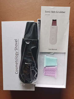 Beauty cleansing instrument, sonic facial blackhead peeling machine, sonic knife ion introduction instrument, exporting skin rejuvenation instrument, ultrasonic gift box model, white